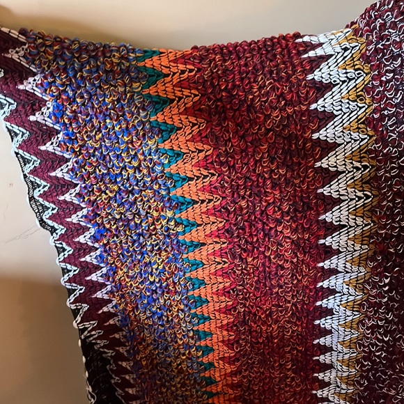 Colorful Crochet Patterned Ruana in Maroon - Picture 7 of 15